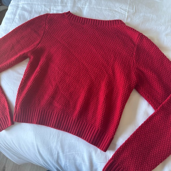 Copper Key red sweater - Picture 4 of 4